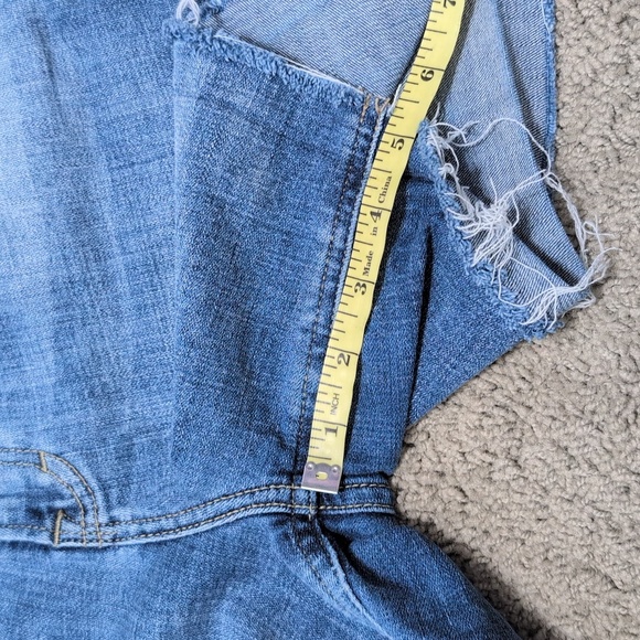 Lucky Brand Mid Rise Ava Shorts Medium Wash Size 27 - Picture 8 of 10